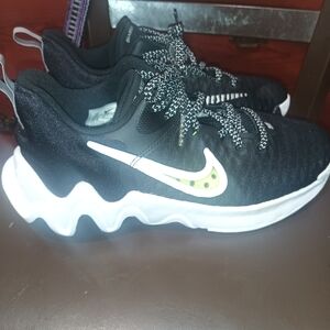 Nike Kids Black Sneakers with White Sole and Neon Green Swoosh